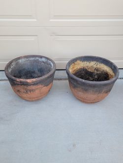 Clay Pot Lot Pots Pair