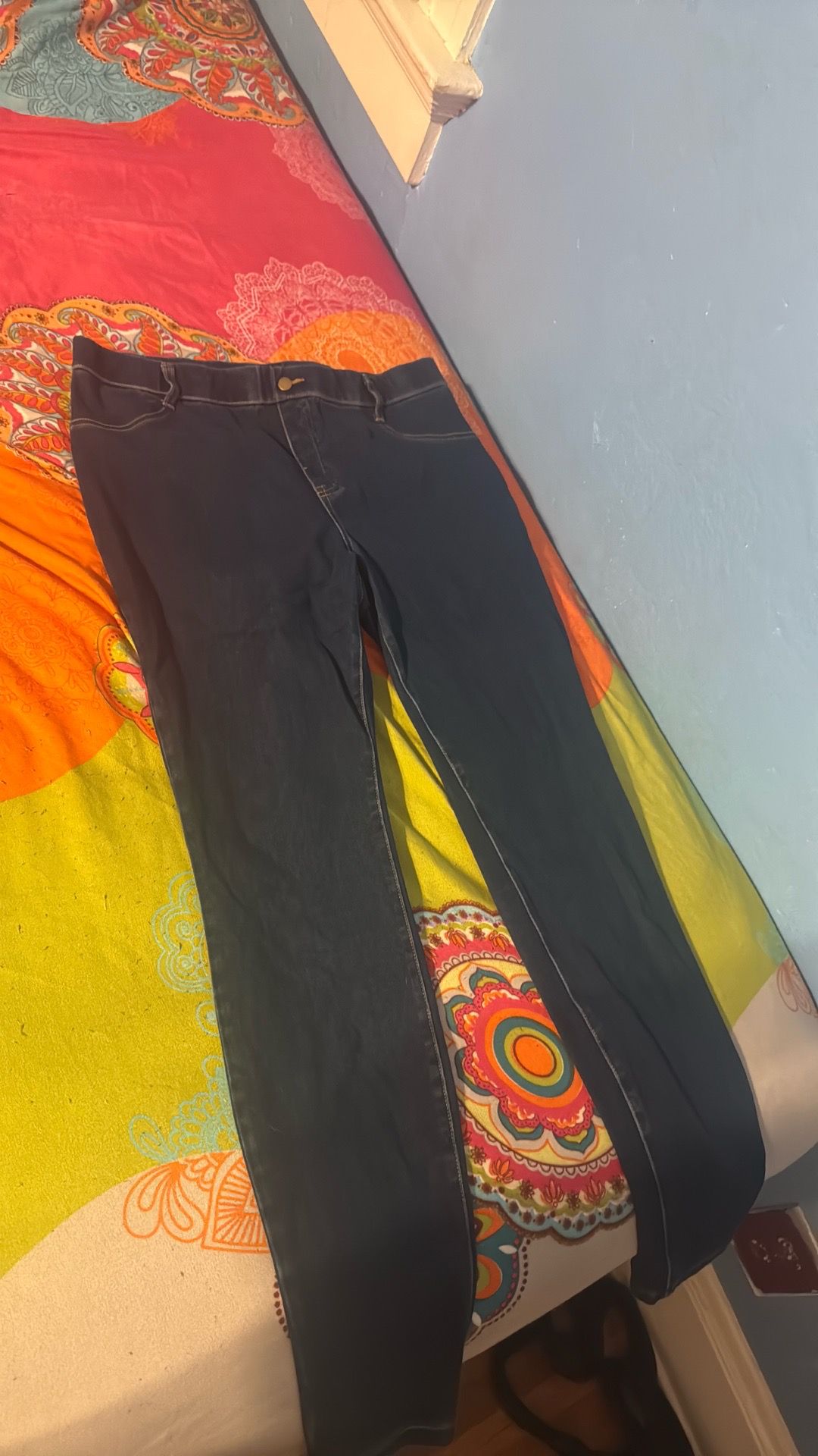stretchy jeans