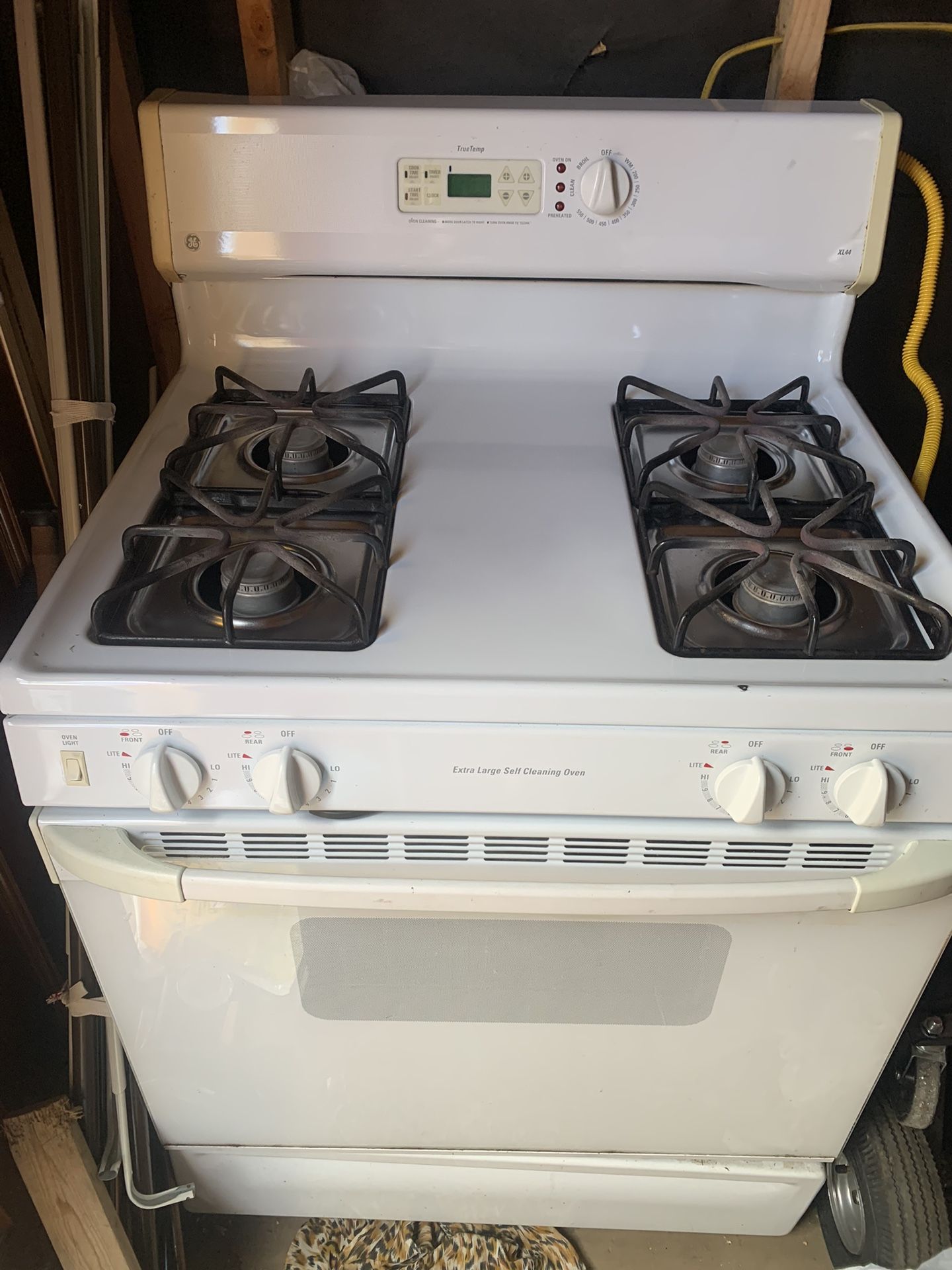 Gas Stove 