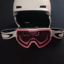 Salomon Snow Helmet & Oakley Prizm Snow Goggles Combo