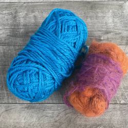 Lot of 2 Assorted Bulky Acrylic and Acrylic Blend Yarns