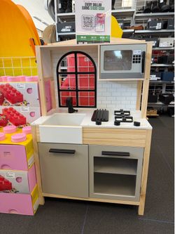 Hearth & Hand with Magnolia Wooden Play Kitchen