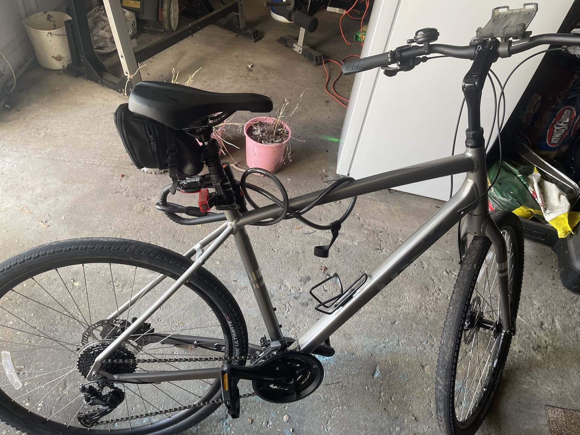 Trek XL Men’s Bike