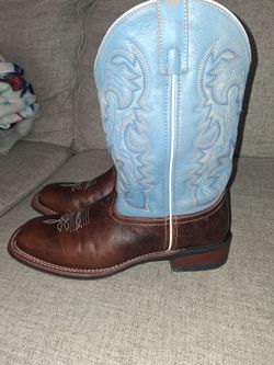 Cowgirl boots wide calf