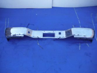 00 01 02 03 04 05 06 2000 2001 2002 2003 2004 2005 2006 CHEVY CHEVROLET SILVERADO REAR BUMPER COVER CHROME OEM