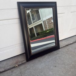 16” X 20” Black Gold Bead Square Mirror 