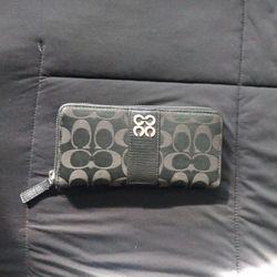  Black Coach Wallet (Large)