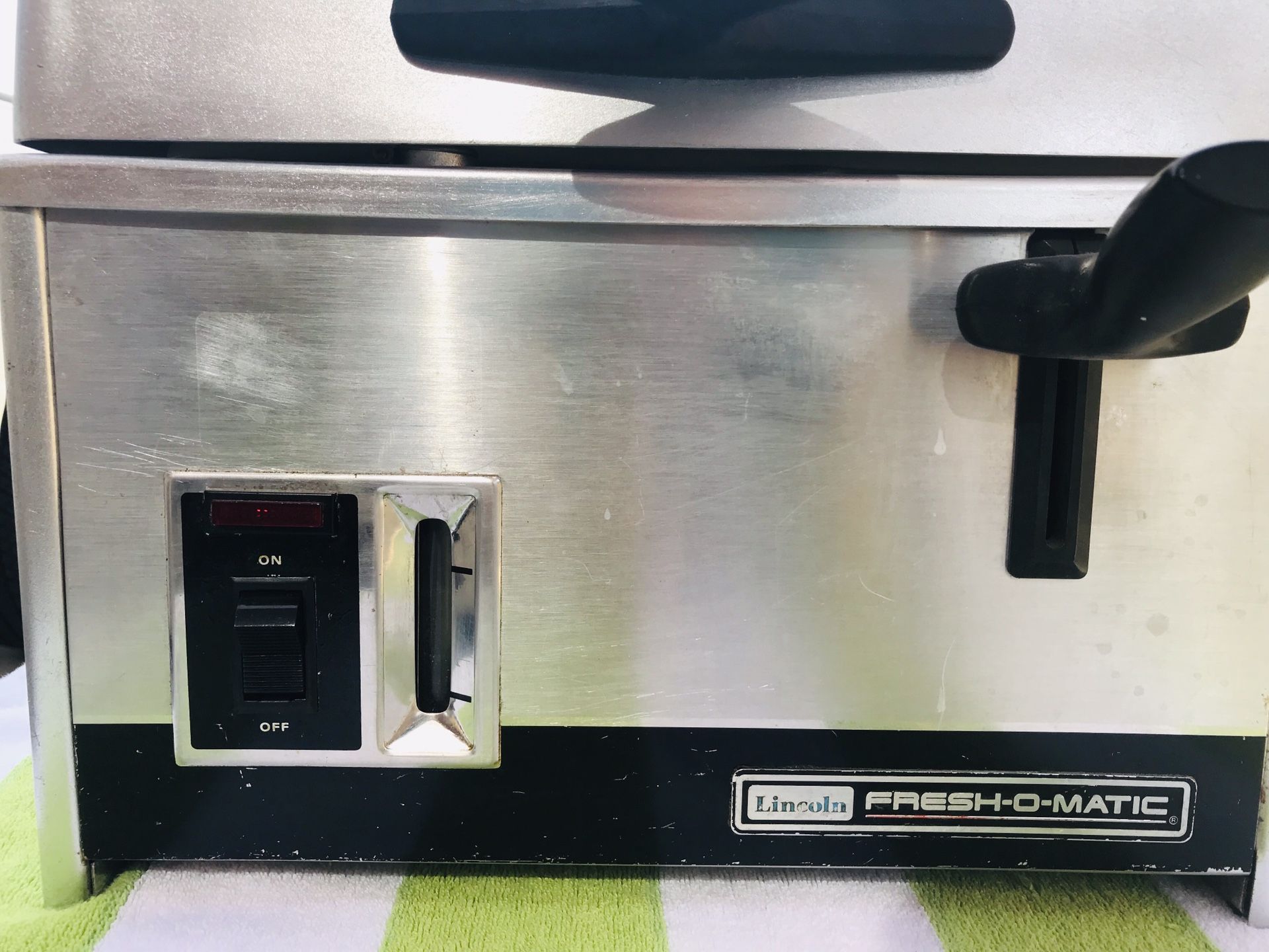 Sandwich Steamer...Lincoln Fresh-O-Matic Commercial Model