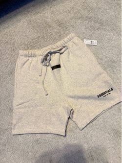 Essential shorts size Small light oak
