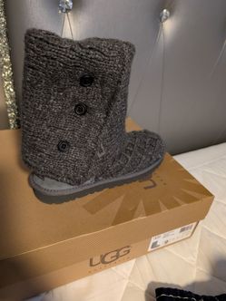 UGG Knit Button Boot Size 9/10