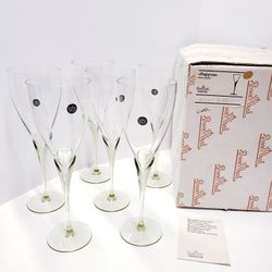 NEW 6 Rosenthal Papyrus Green Tulip Stem WATER Goblet Tall Glass Cup 8 1/4" Med.

$350

