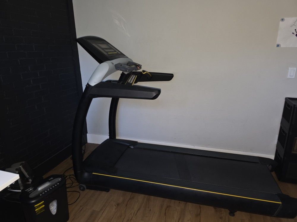 Livestrong treadmil For Parts