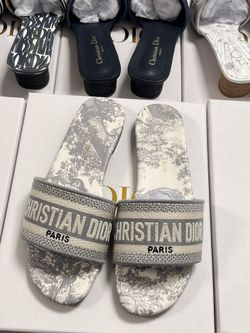 Dior Slippers 