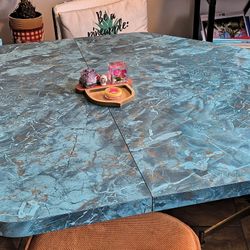 Vintage Dining Room Set With 4 Bucket Chairs