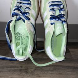Adidas Sneakers 