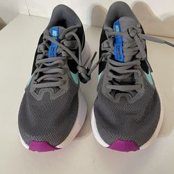 Nike Sneakers Never Used Womens Size In Pics
