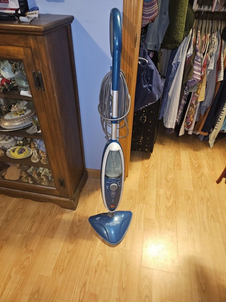 Hoover Twin Tank Steam Mop