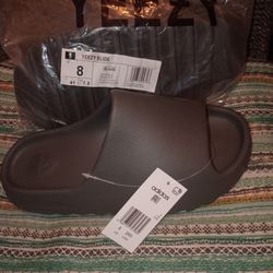 Authentic Yeezy Slides