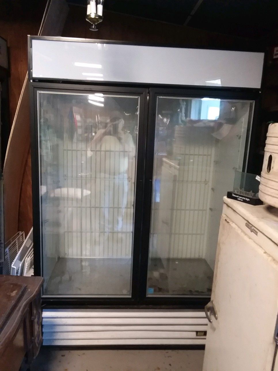 TRUE 2-DOOR FREEZER