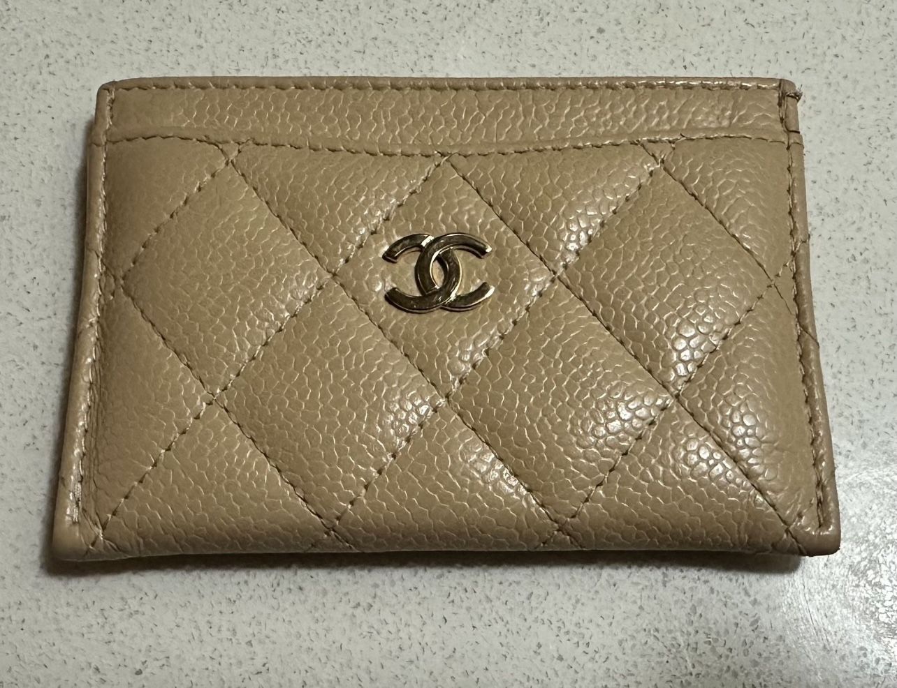 CHANEL -Beige Quilted Caviar Card Holder