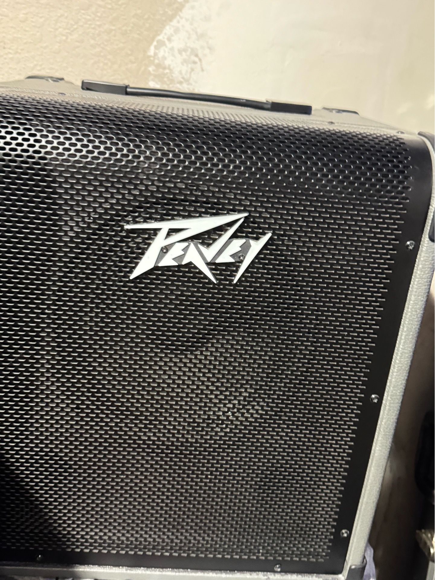 Peavy bass amp