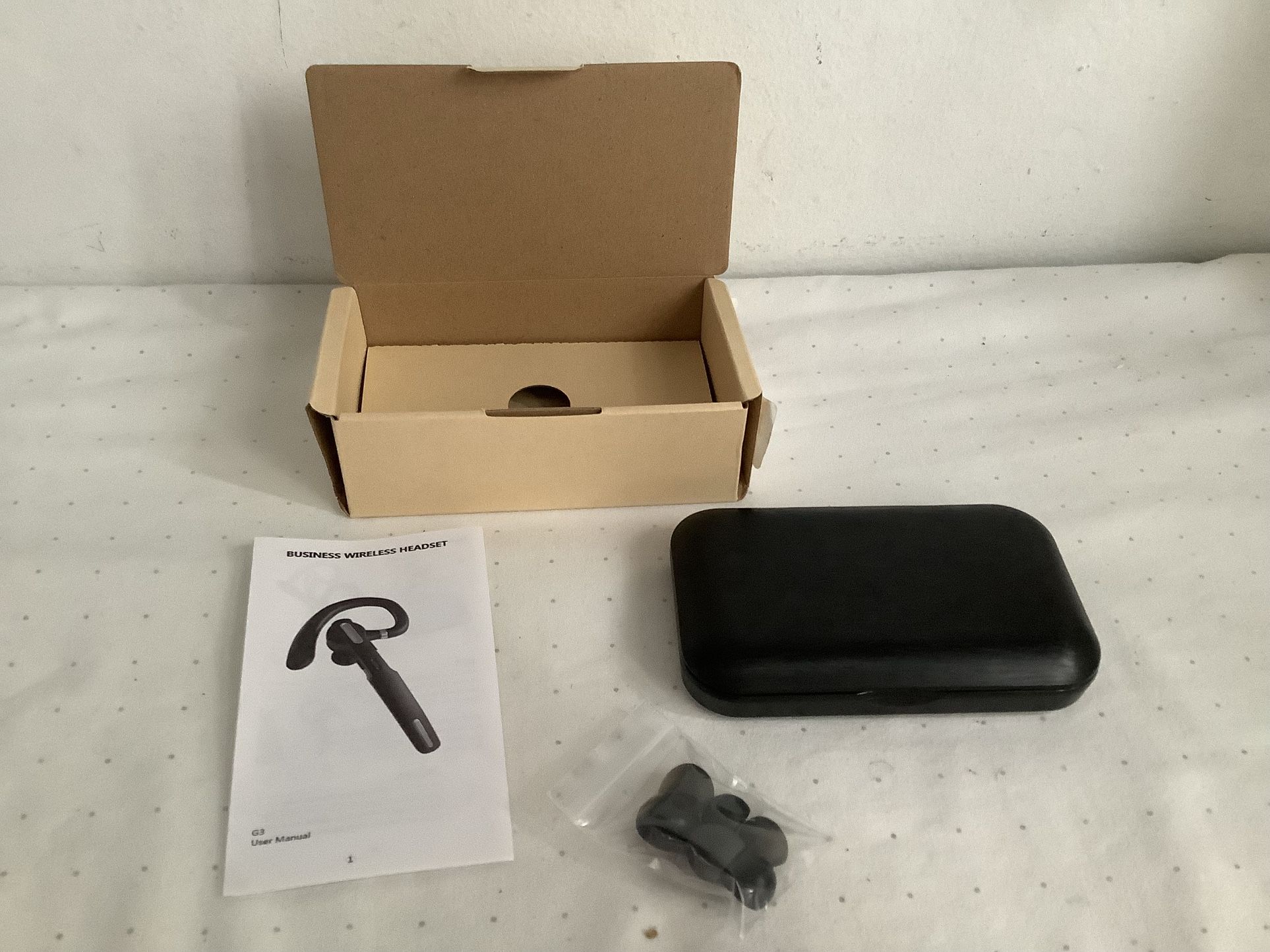 5.0 Earpiece Wireless Headset  Business UNTESTED