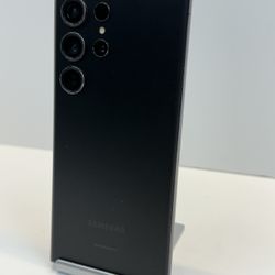 Samsung Galaxy S23 Ultra 256gb. ( Fully Unlocked )