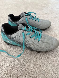 Kids cleats - size 1