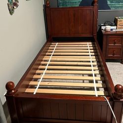 Beautiful Twin Size Bed Frame Only 