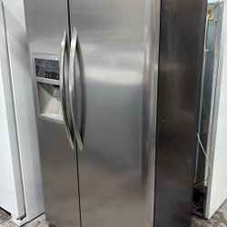 Frigidaire Side By Side 