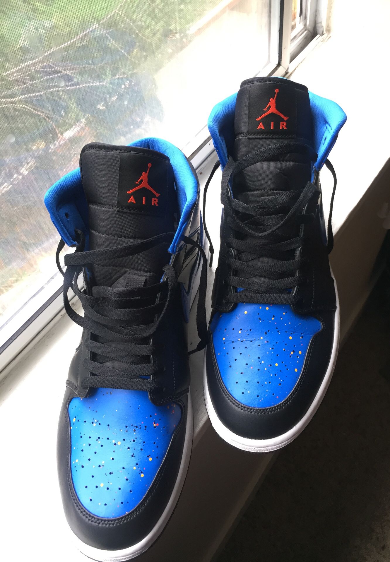 Blue Jordan 1’s size 14m