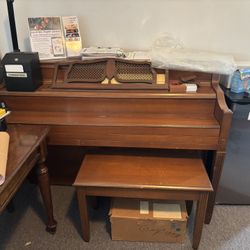 **FREE PIANO**