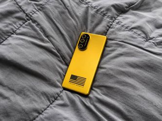 Trump T1 Phone