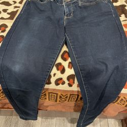 Ladies Original Levi’s Dark Blue Size 29