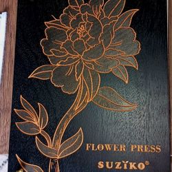 SUZIKO FLOWER PRESS