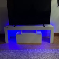 Entertainment Section 