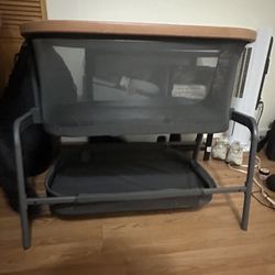 Baby Changing table & bassinet 