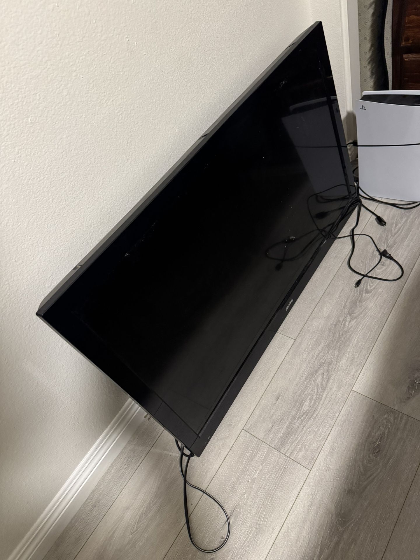 TV (not smart TV)