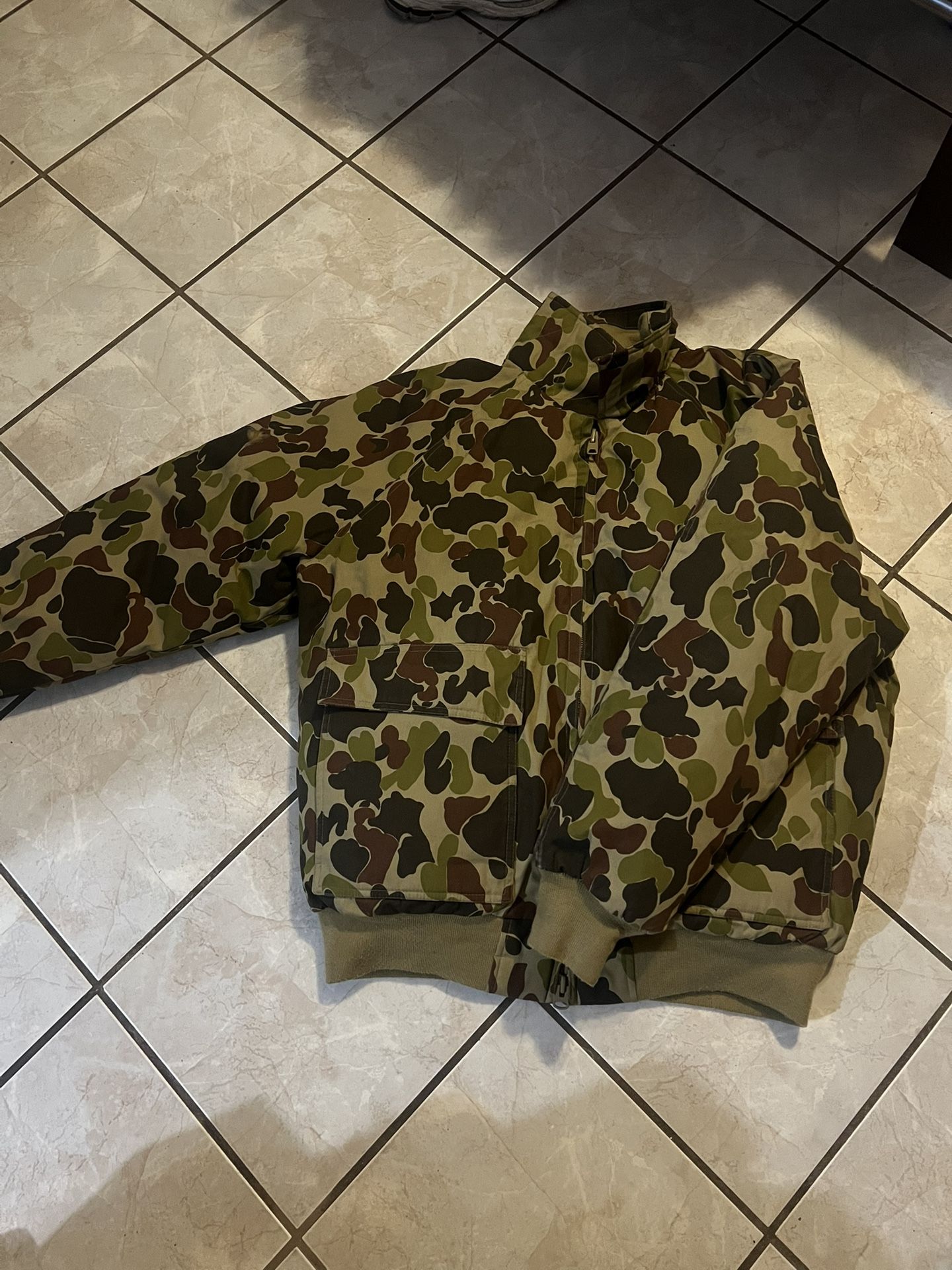 Cabelas Outdoor Camouflage Jacket 