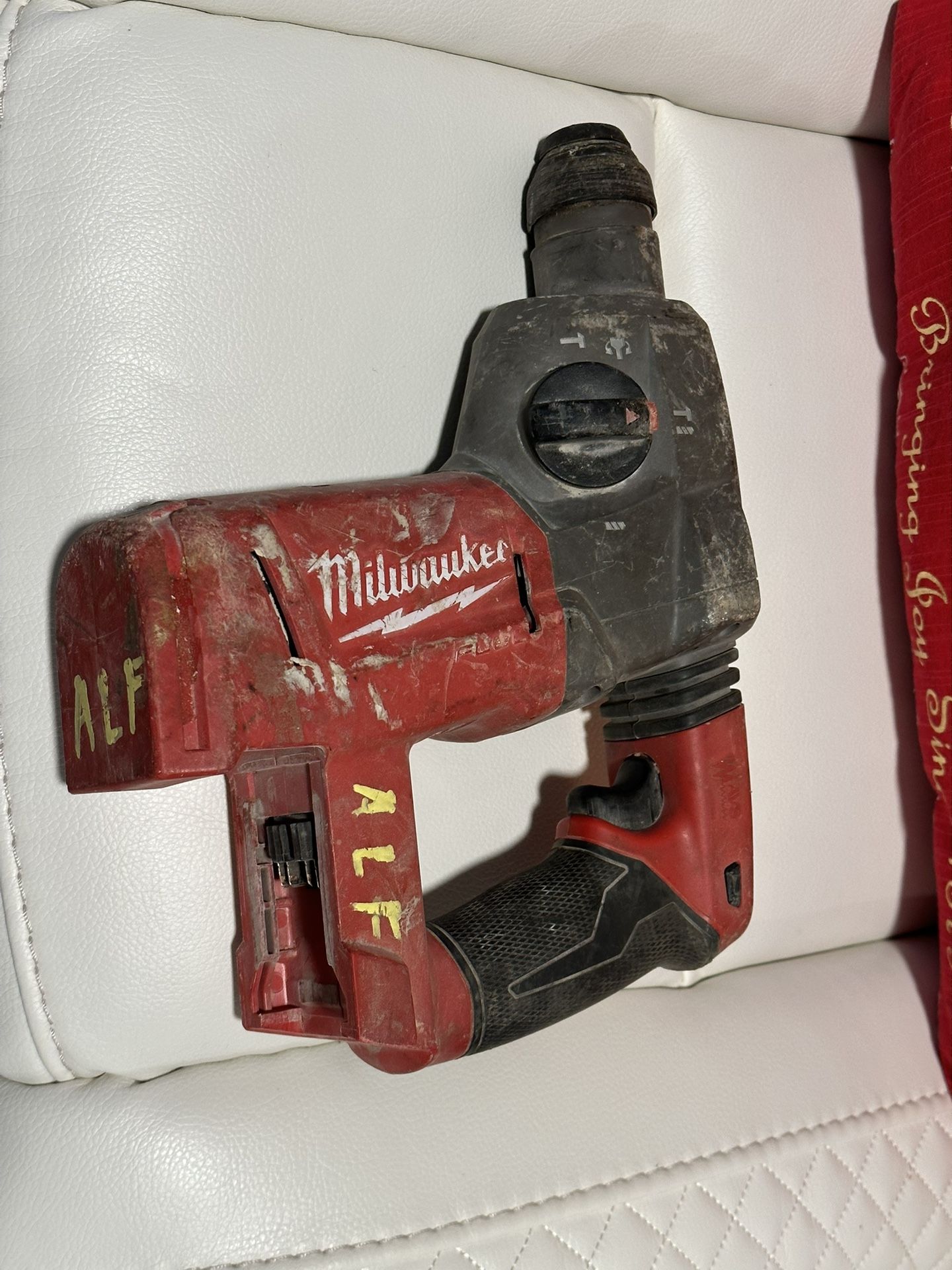 Milwaukee m18 SDS Rotary hammer