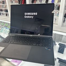 Samsung 360 laptop 32Ram - 1TB