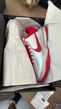 Size 11 Kobe 5 Caitlin Clark