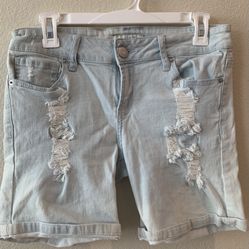 GUESS Women's Mid-Rise Stretchy Ripped Denim Shorts – Blue color size 28