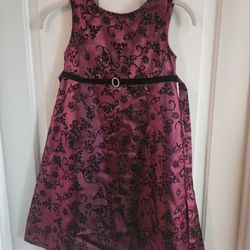 Little Girl's Dress Size 7