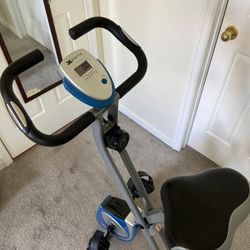 XTERRA FB150 Folding Exercise Bike
