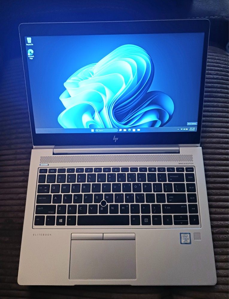 Slim Aluminum HP EliteBook Laptop Intel Core i5-8350u 16 GB RAM 256 GB SSD Webcam 1080P FHD LCD Wi-Fi & BT Wireless Windows 11 Professional