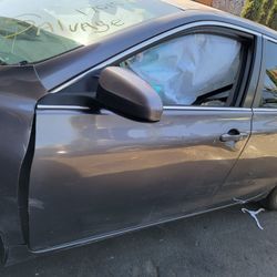 2015 Toyota Camry Only Parts Solamente Partes 