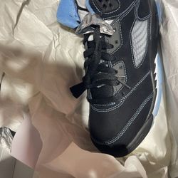 Jordan 5 UNC Carolina