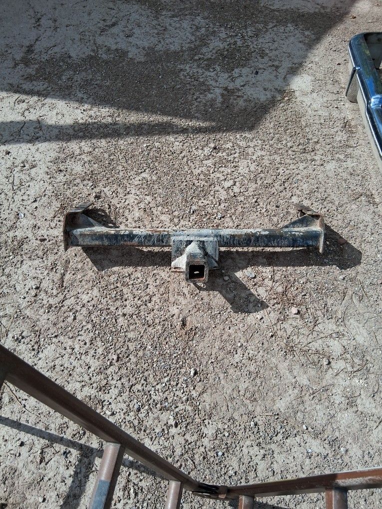 Truck Tow Hitch 