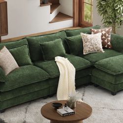 Beautiful Green Couch $100 